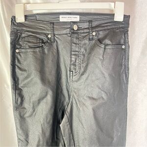 Marc New York Black Faux Leather Skinny Jeans 10 | Edgy Minimalist l Rocker Chic